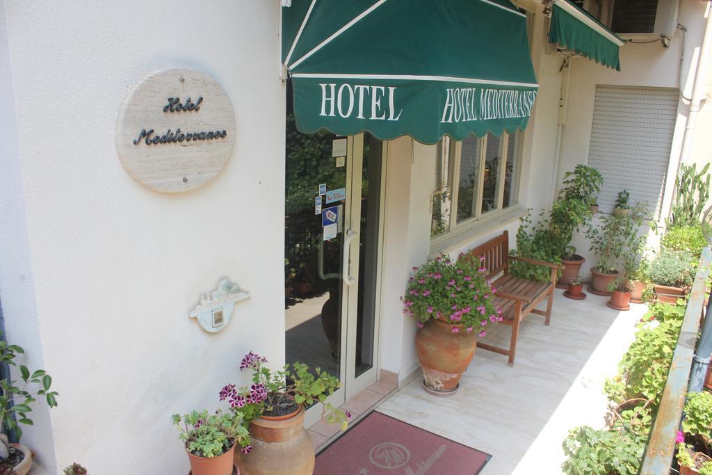 Hotel Mediterraneo เชฟาลู ภายนอก รูปภาพ